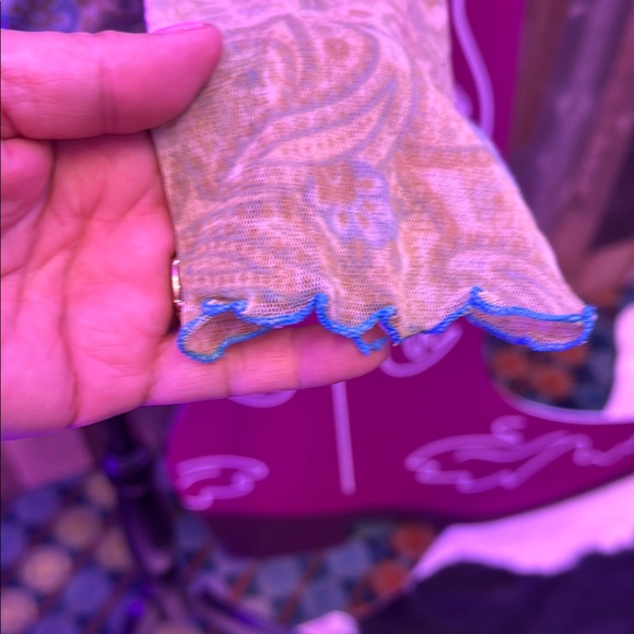 Shimmery Purple and Pink Long Sleeve V-Neck Blouse - Picture 4 of 4